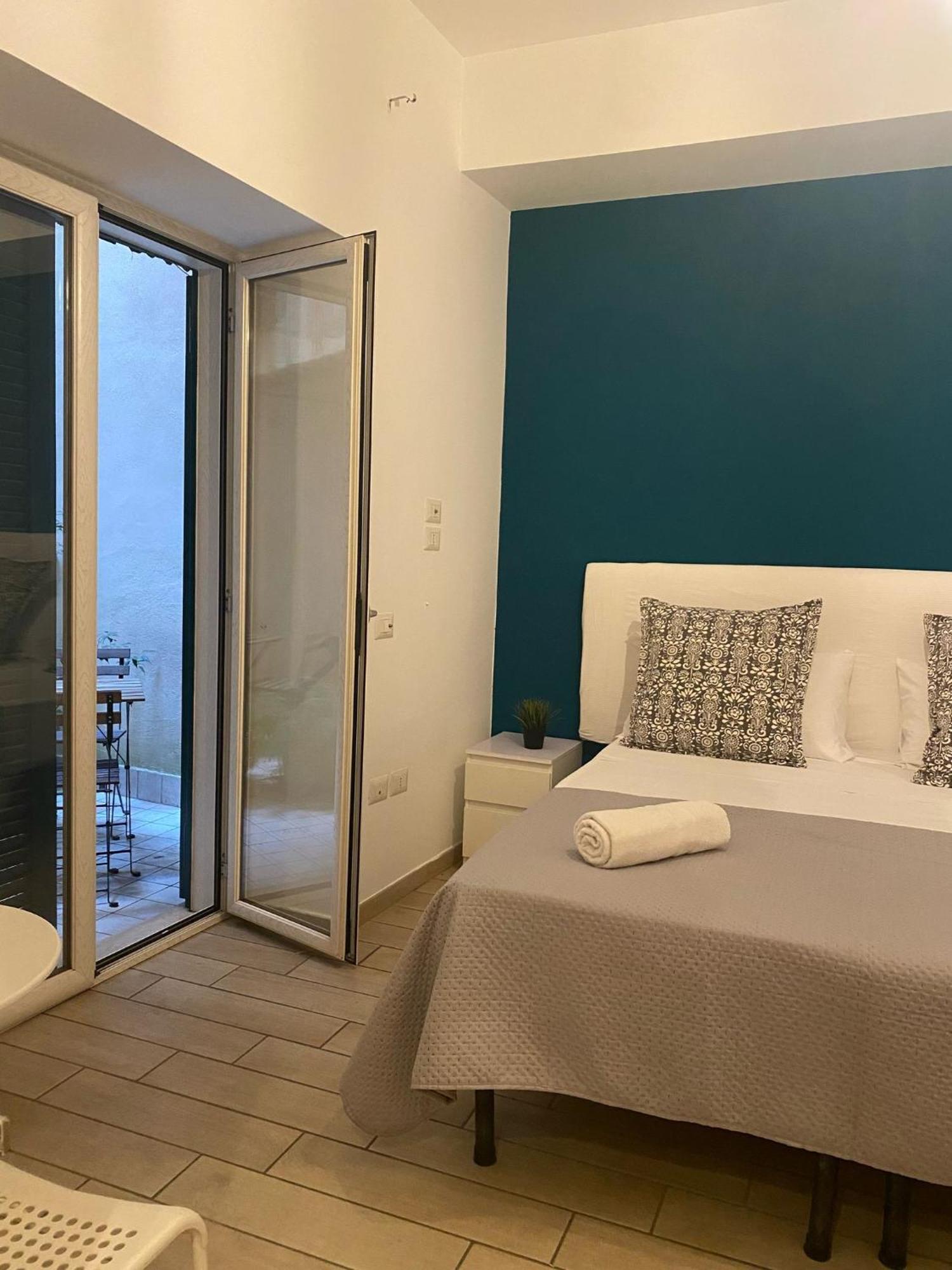 B&B Napoli Duomo Екстериор снимка